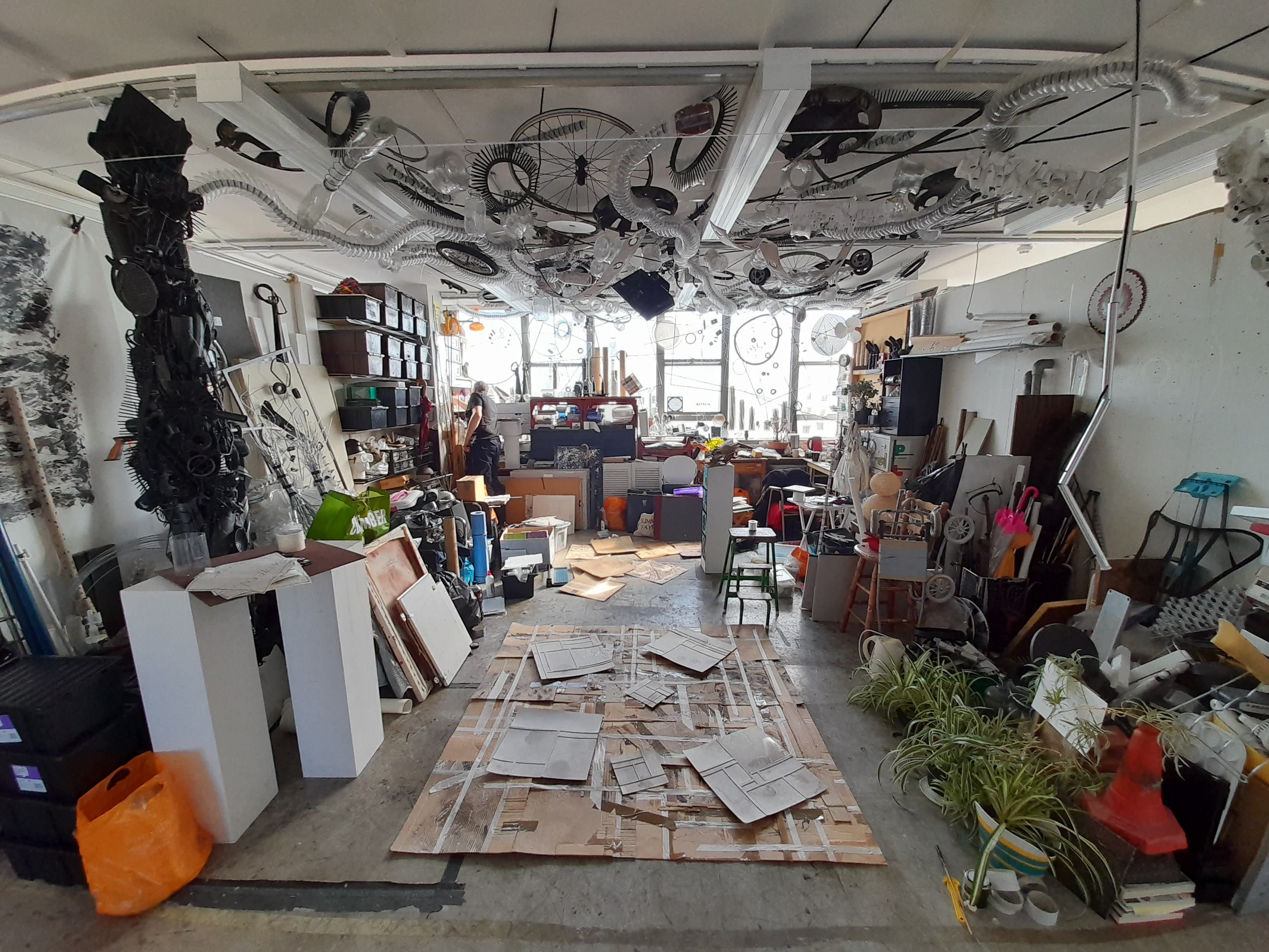 016 In the Studio Natalie Knowles Art 2022